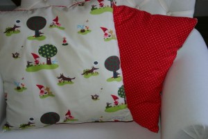 Coussin Chaperon Rouge